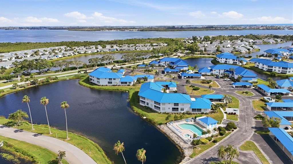 Image 61 of property listing at 879 AUDUBON DRIVE 879, Bradenton, FL 34209