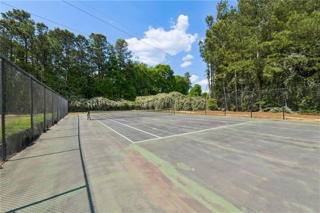 441 Crested View Drive, Loganville, GA 30052
