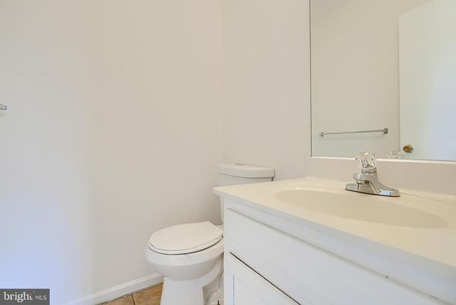 8664 CASTLEMILL CIR, Nottingham, MD 21236