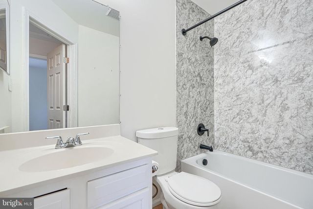 8664 CASTLEMILL CIR, Nottingham, MD 21236