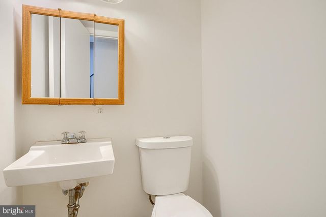 8664 CASTLEMILL CIR, Nottingham, MD 21236