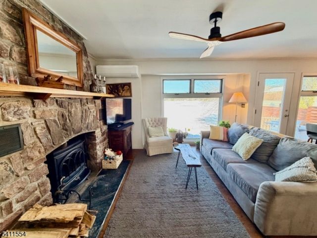 1 Beaver Ter, Jefferson Twp., NJ 07885