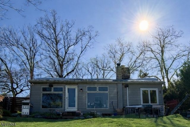 1 Beaver Ter, Jefferson Twp., NJ 07885