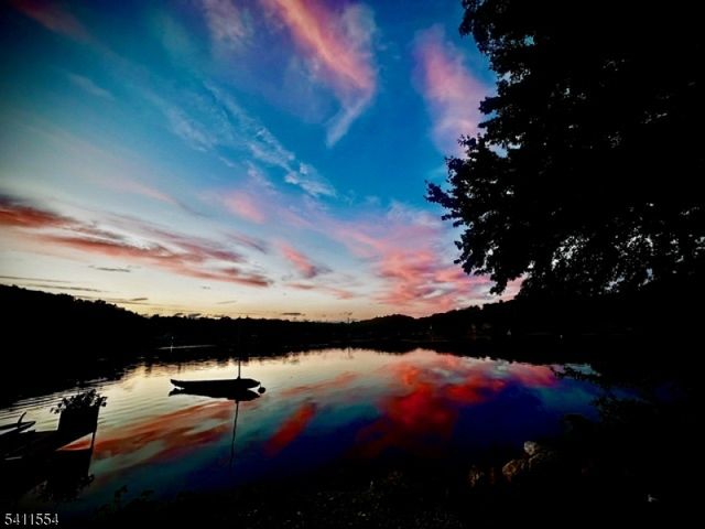 1 Beaver Ter, Jefferson Twp., NJ 07885