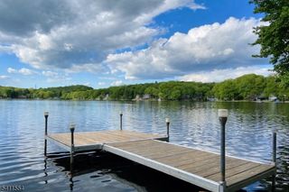 1 Beaver Ter, Jefferson Twp., NJ 07885