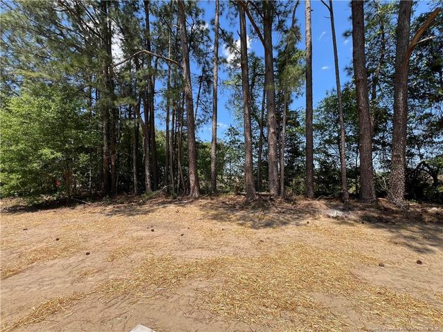129 Traveller Way, Raeford, NC 28376
