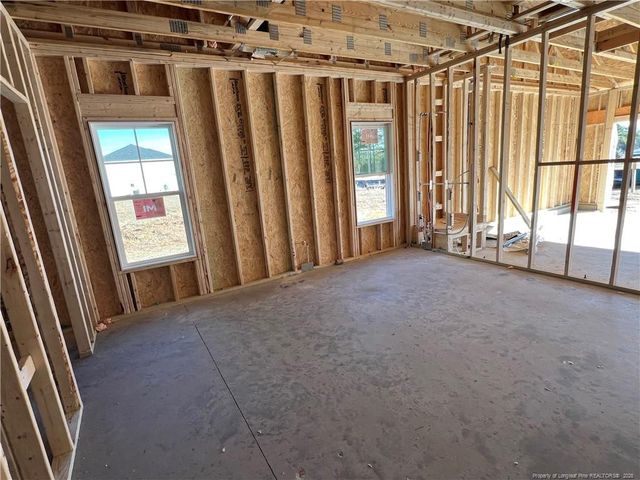 129 Traveller Way, Raeford, NC 28376