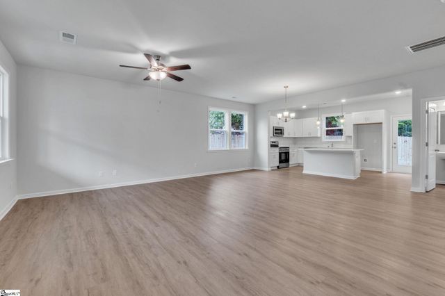 143 D Street, Greenville, SC 29609