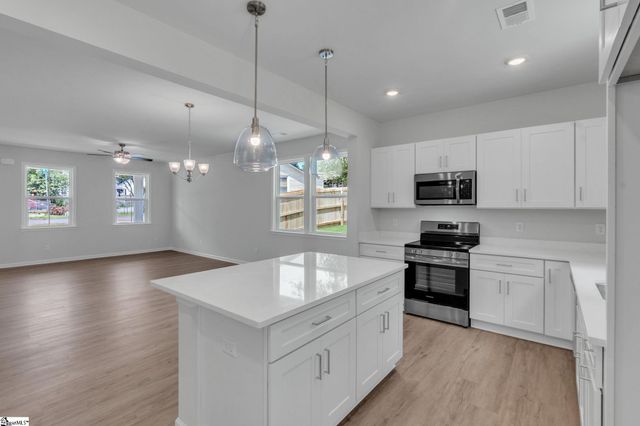 143 D Street, Greenville, SC 29609