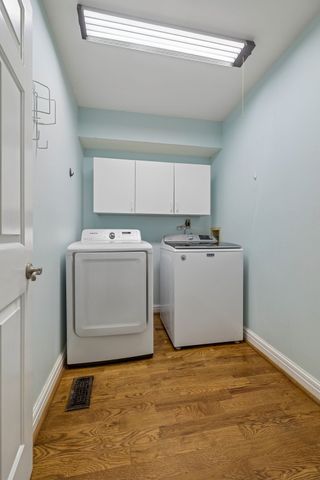 230 Harding Pl, Nashville, TN 37205