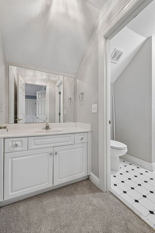 230 Harding Pl, Nashville, TN 37205