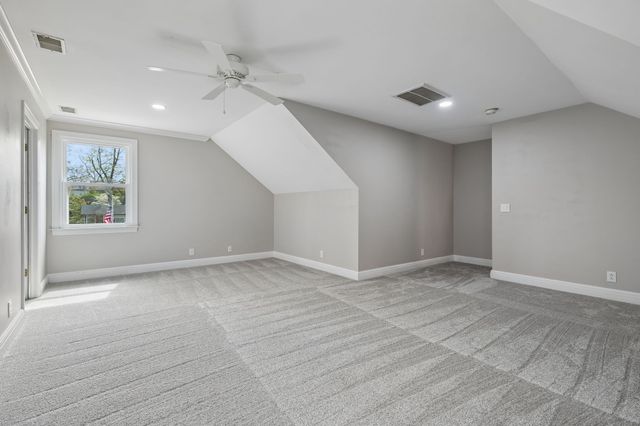 230 Harding Pl, Nashville, TN 37205