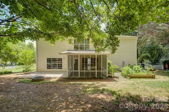 118 Creekside Drive, Fort Mill, SC 29715