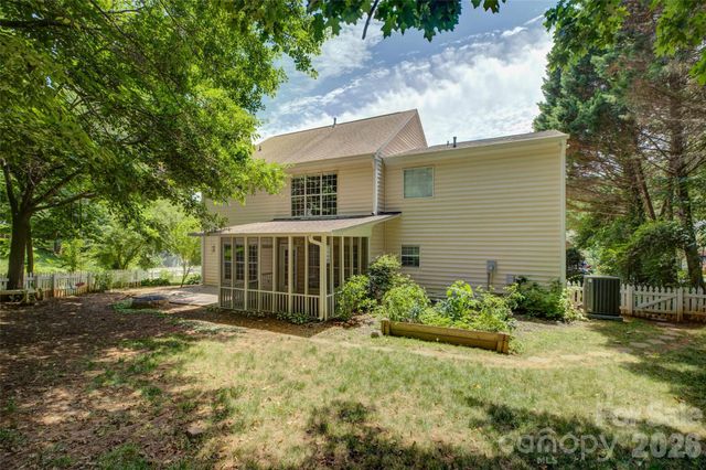 118 Creekside Drive, Fort Mill, SC 29715