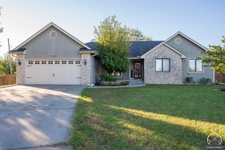 3725 SE 34th ST, Topeka, KS 66605