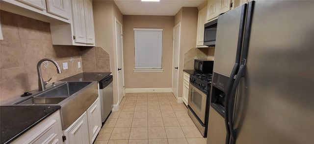 935 Grand Junction Drive, Katy, TX 77450