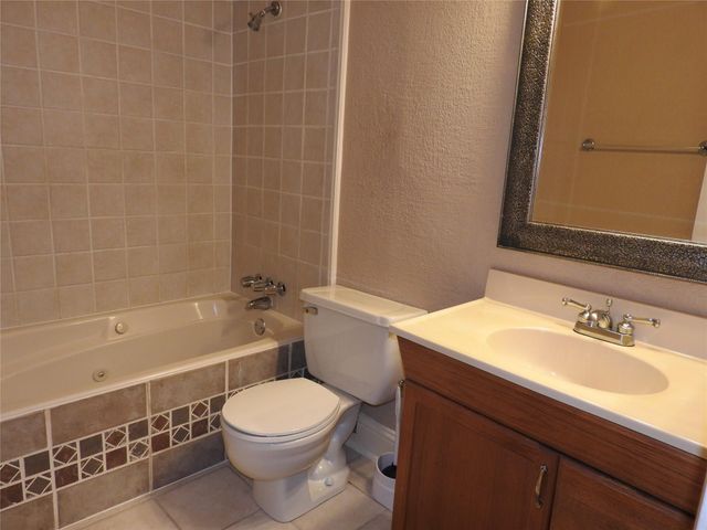 935 Grand Junction Drive, Katy, TX 77450