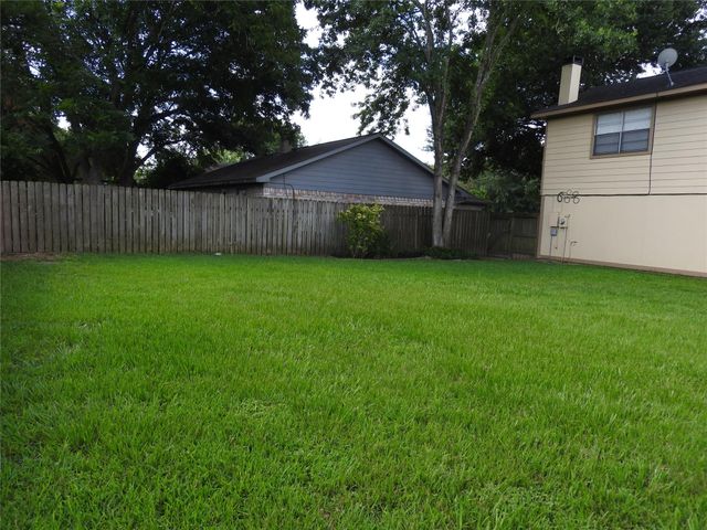 935 Grand Junction Drive, Katy, TX 77450