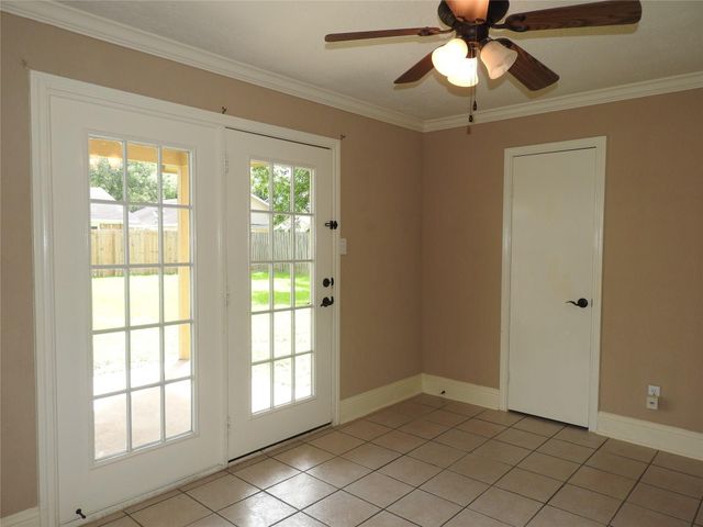 935 Grand Junction Drive, Katy, TX 77450