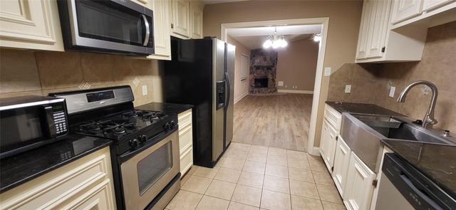 935 Grand Junction Drive, Katy, TX 77450