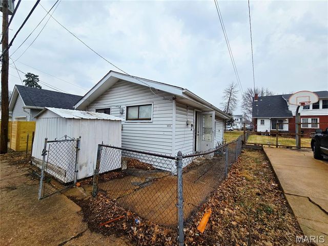 6822 Hancock Avenue, St Louis, MO 63139