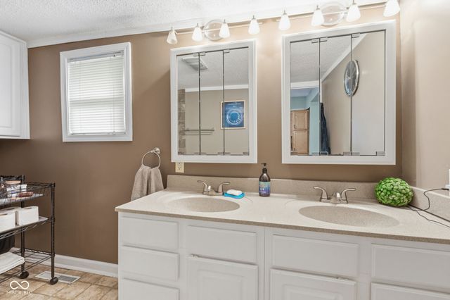 512 E Williams Street, Lebanon, IN 46052
