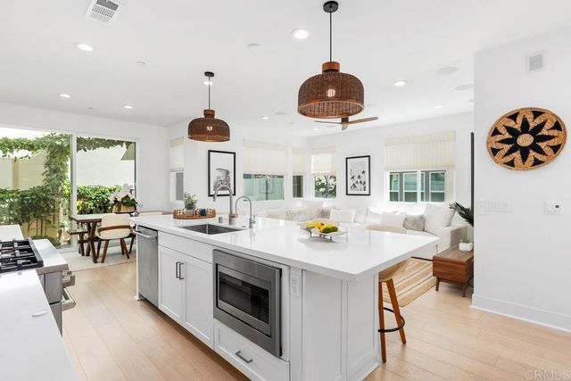 10601 Senua Court, San Diego, CA 92126