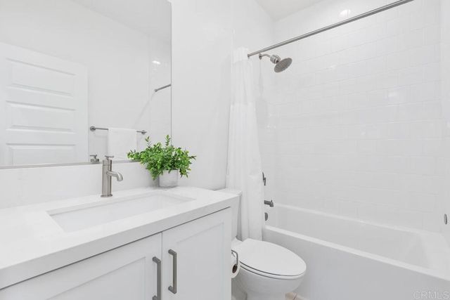 10601 Senua Court, San Diego, CA 92126