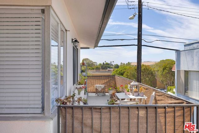 7832 W Manchester Avenue, Playa Del Rey (los Angeles), CA 90293