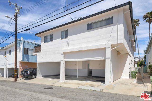 7832 W Manchester Avenue, Playa Del Rey (los Angeles), CA 90293