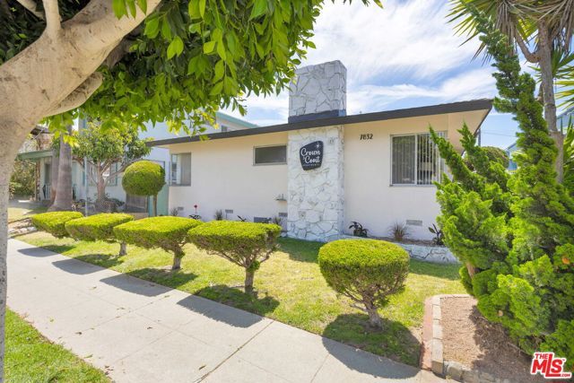 7832 W Manchester Avenue, Playa Del Rey (los Angeles), CA 90293