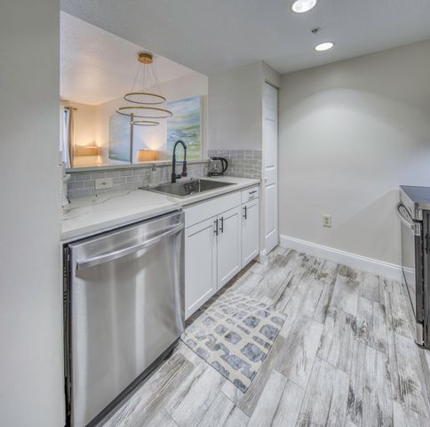 511 Lucerne Avenue 408, Lake Worth Beach, FL 33460