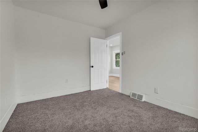 15158 Dacosta Street, Detroit, MI 48223