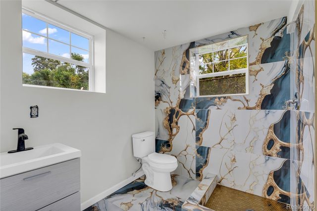 15158 Dacosta Street, Detroit, MI 48223