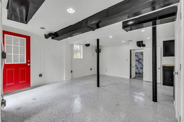 15158 Dacosta Street, Detroit, MI 48223