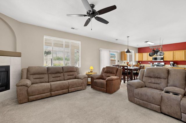 373 Soothing Meadows Drive NE, Rio Rancho, NM 87144