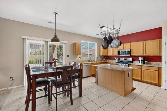 373 Soothing Meadows Drive NE, Rio Rancho, NM 87144