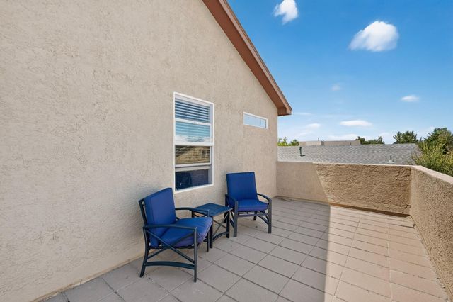 373 Soothing Meadows Drive NE, Rio Rancho, NM 87144