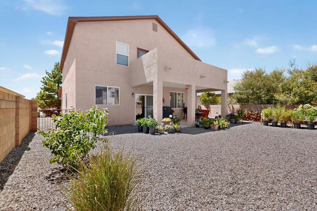 373 Soothing Meadows Drive NE, Rio Rancho, NM 87144