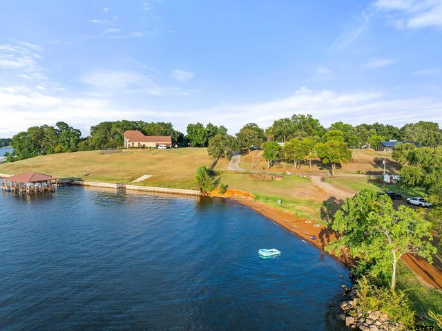 10916 Crestview lane, Frankston, TX 75763