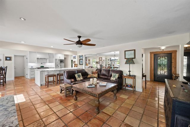 13666 Peyton Drive, Dallas, TX 75240