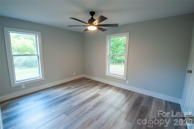 151 Scotsman Drive, Troutman, NC 28166