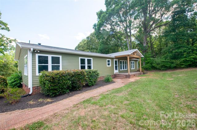 151 Scotsman Drive, Troutman, NC 28166