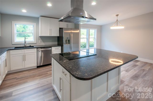 151 Scotsman Drive, Troutman, NC 28166