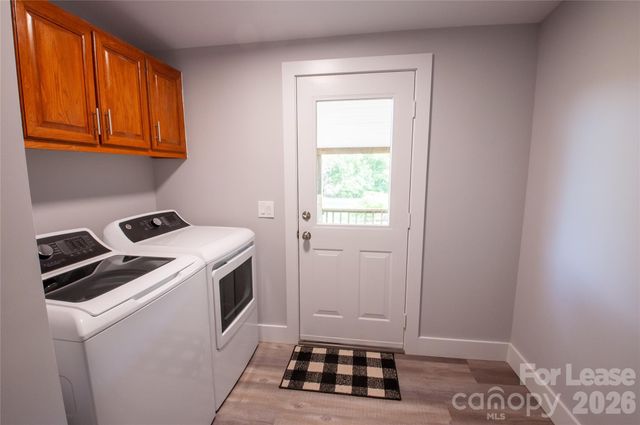 151 Scotsman Drive, Troutman, NC 28166