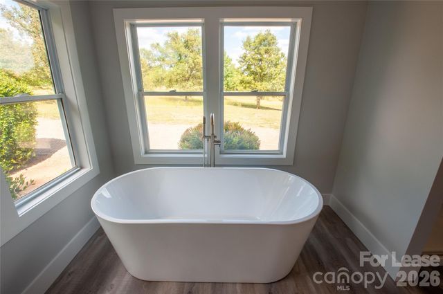 151 Scotsman Drive, Troutman, NC 28166