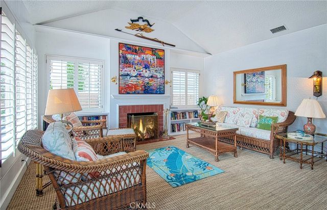 209 Agate, Newport Beach, CA 92662