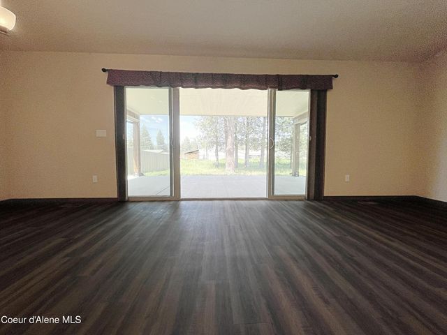 670 E Valley ST S, Oldtown, ID 83822
