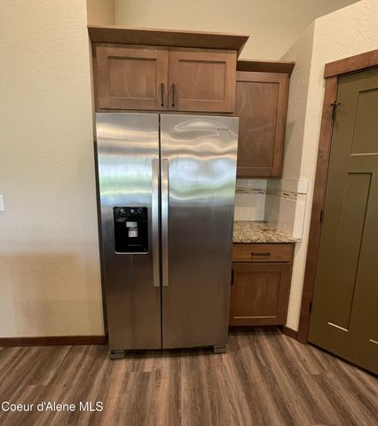 670 E Valley ST S, Oldtown, ID 83822