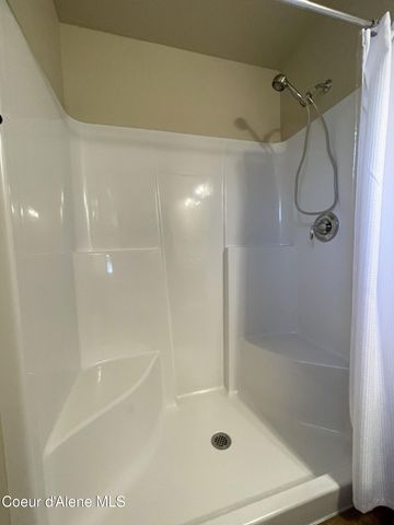 670 E Valley ST S, Oldtown, ID 83822
